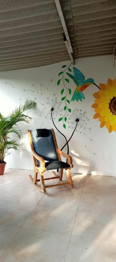 Sierra Kay Hostel Guachaca Exteriör bild
